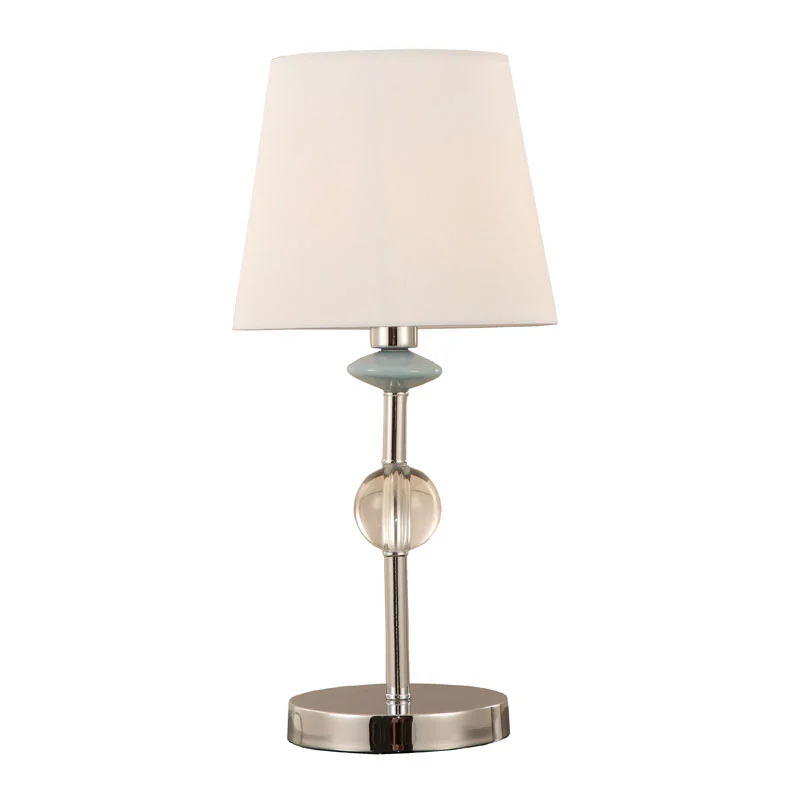 Qeyri-ağ konus kölgəli stolüstü lampa